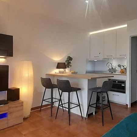 Studio 4 Pers Coeur Du Lavandou 5Mn A Pied Des Plages Ле-Лаванду Экстерьер фото